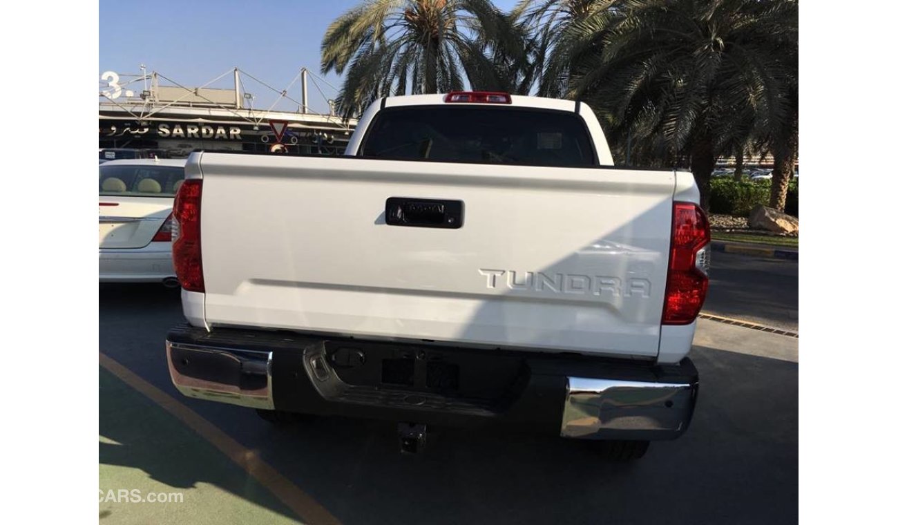 Toyota Tundra CREWMAX TRD 5.7L