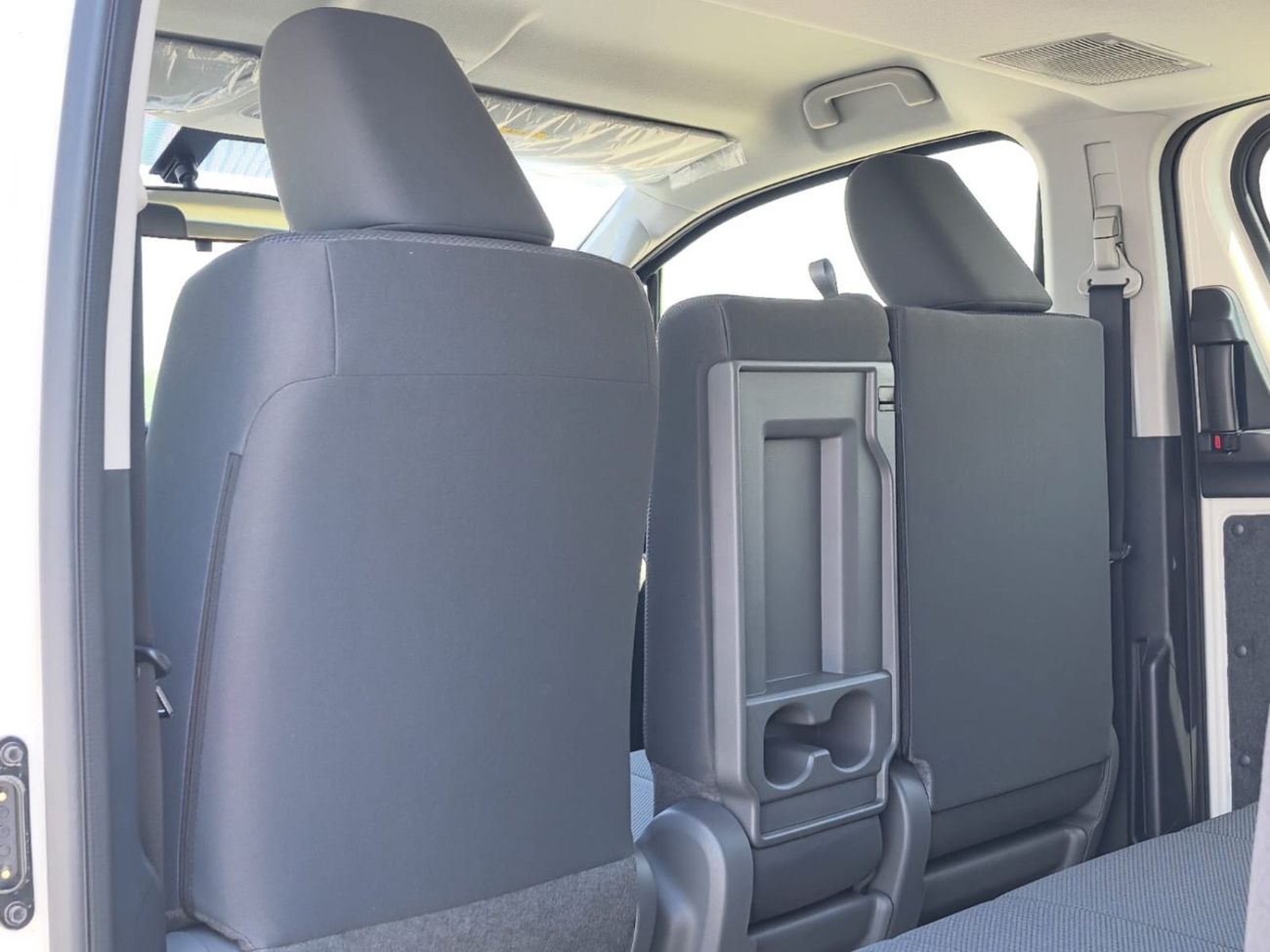 تويوتا هاياس 2026 TOYOTA HIACE 3.5L PETROL 6 SEATER SEMI CARGO