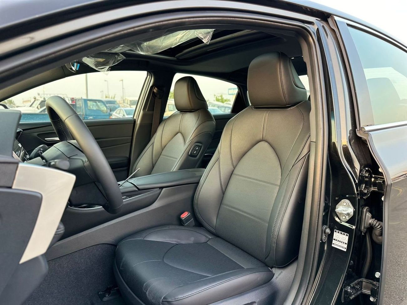 تويوتا افالون TOYOTA AVALON XLE 2.5L HYBRID 2024