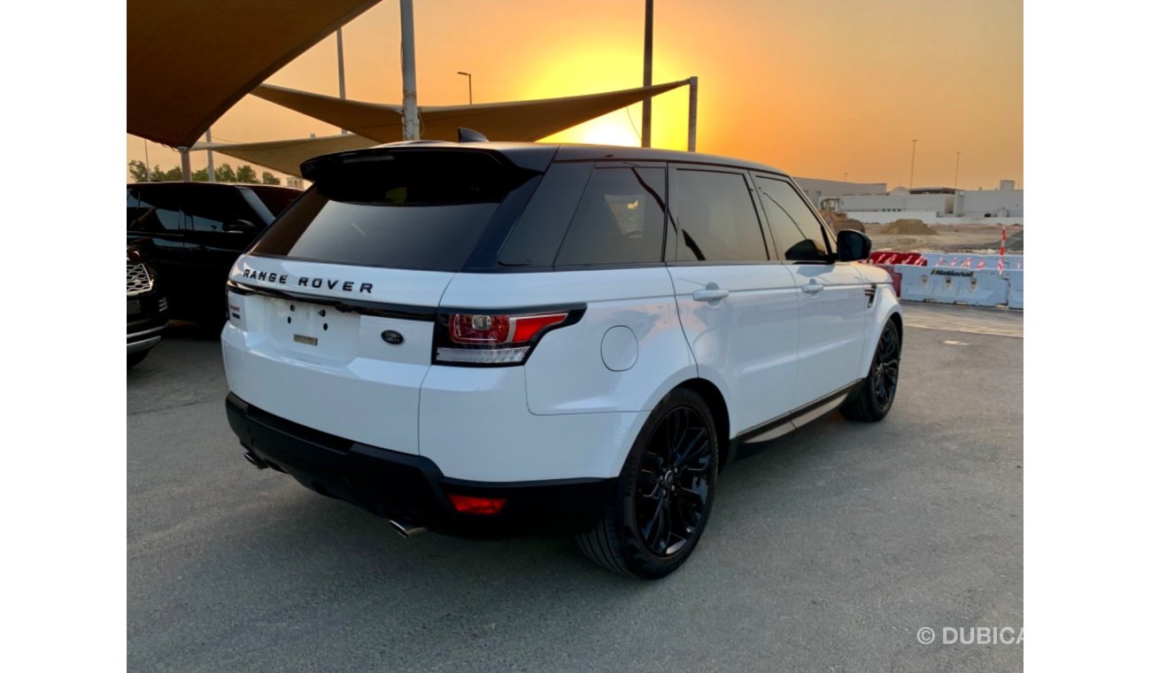 Land Rover Range Rover Sport Supercharged Supercharged Range rover sport  Model: 2017    The color of the car is white, the roof is black, and