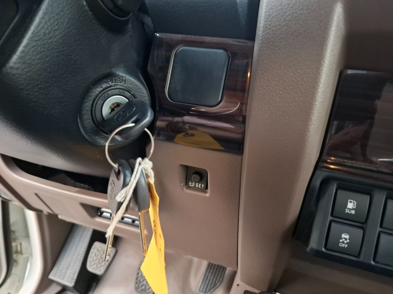 Toyota Land Cruiser 70 LC Hardtop 3 Door 2.8L 2025 MT M.W White Diesel