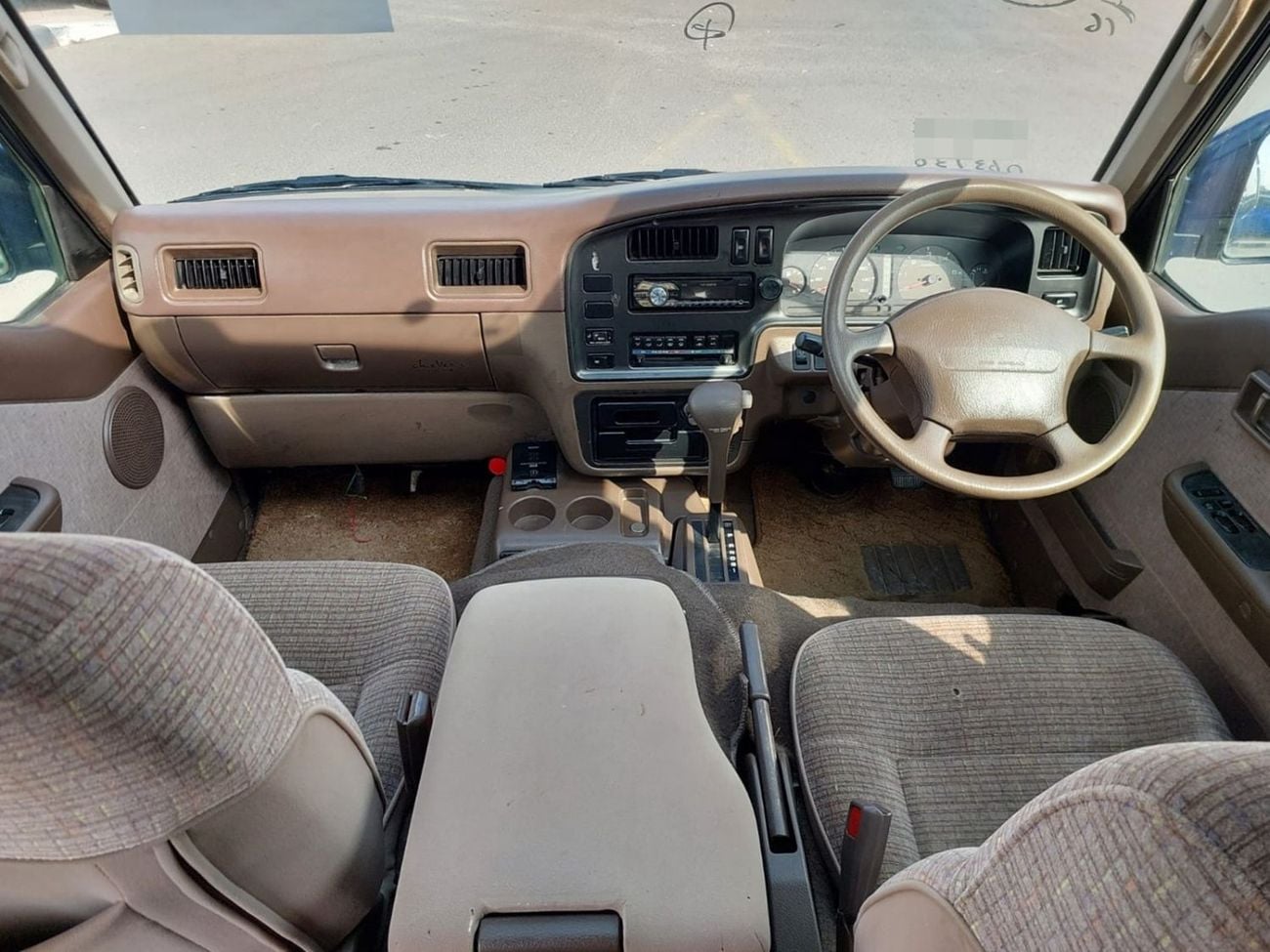 نيسان كارافان (RAMADAN OFFER) NISSAN CARAVAN VAN RHD 1996 MODEL 2.7 L DIESEL AUTOMATIC(PM63936)