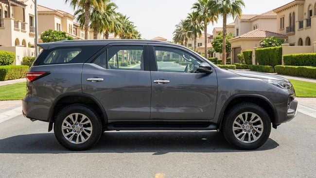 Toyota Fortuner VXR, миниатюра 23