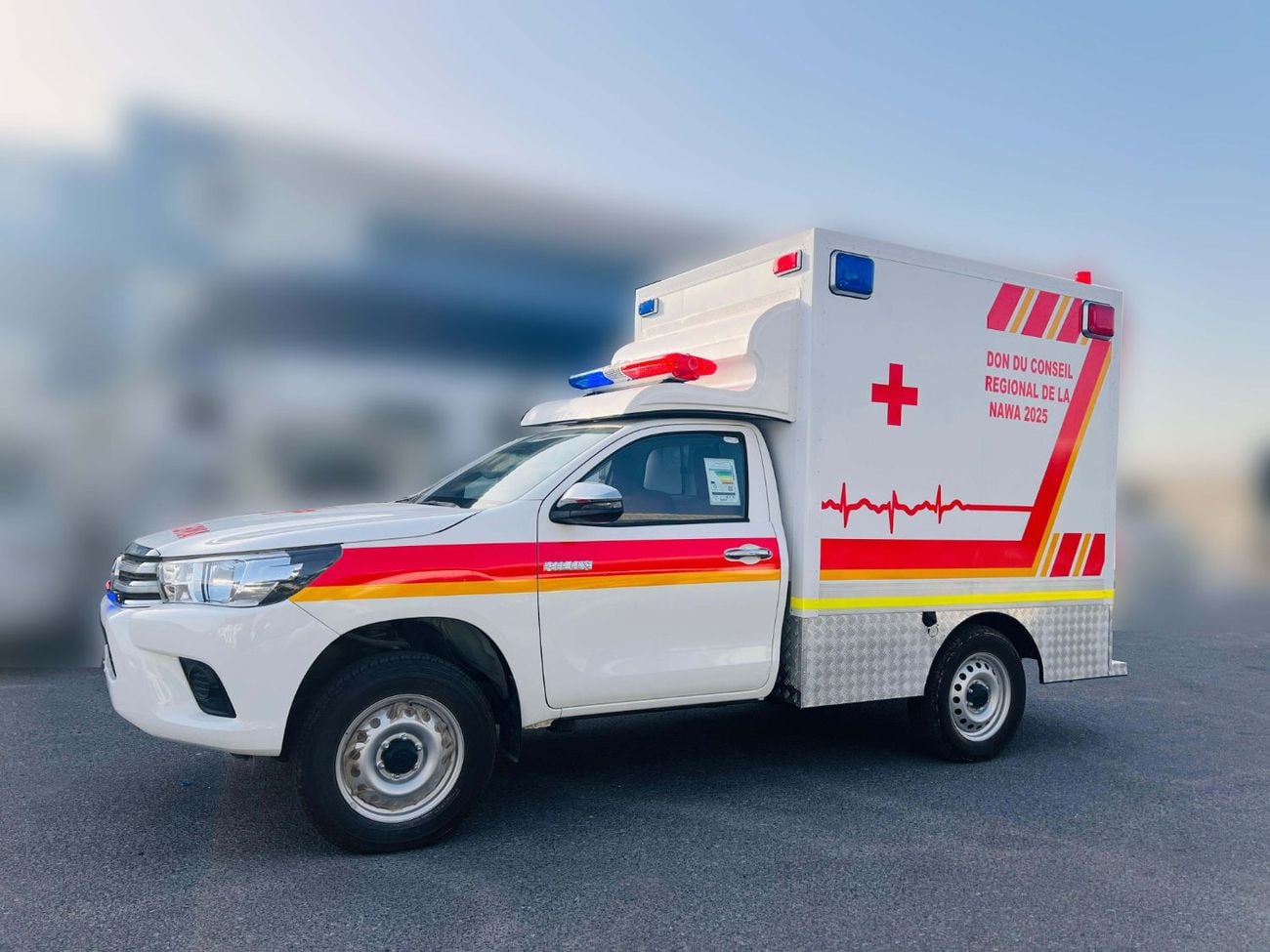 تويوتا هيلوكس 2026 Toyota Hilux 2.4L MT Diesel (Ambulance)