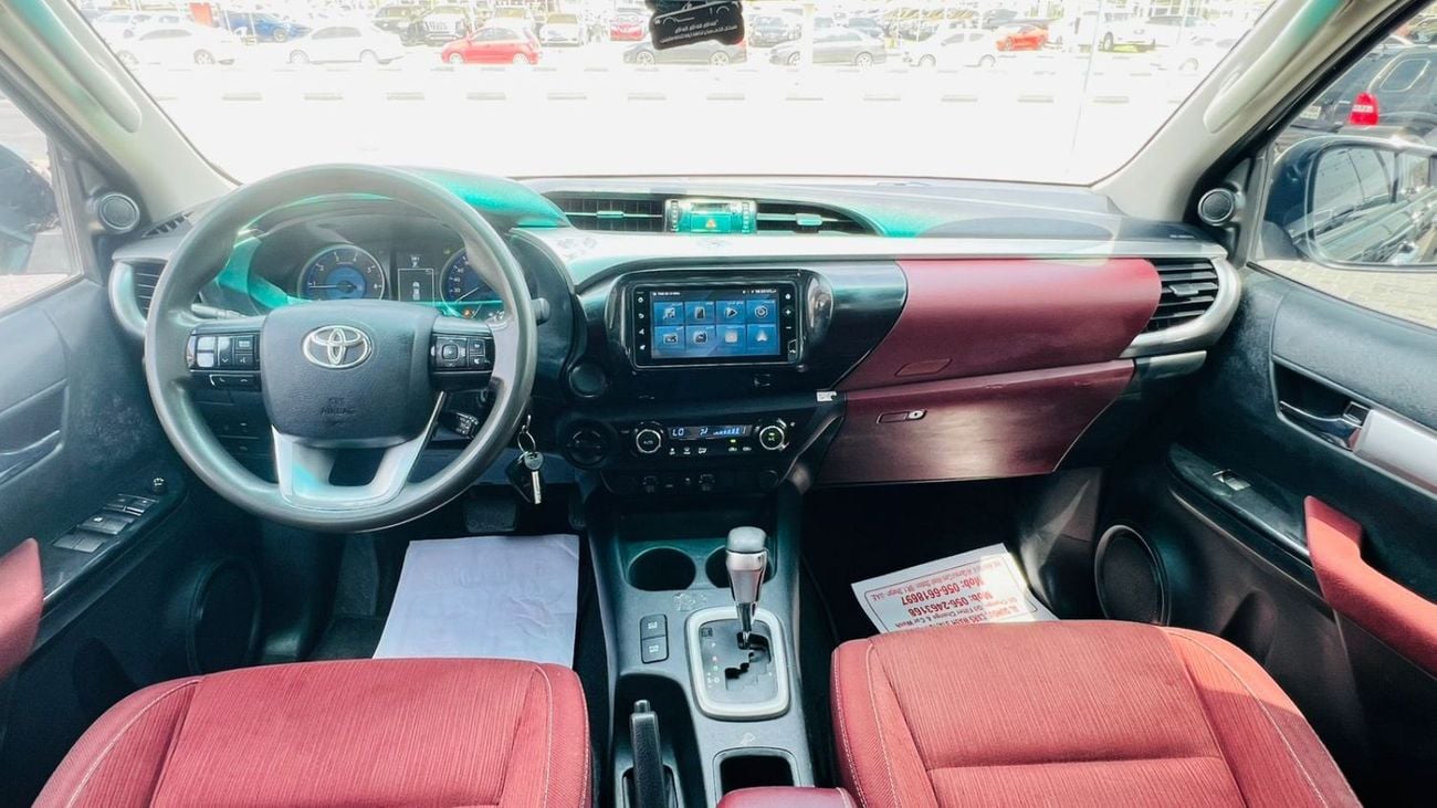 تويوتا هيلوكس GLX LHD 2.4L 4 Cyl diesel engine Automatic Gear 4WD Utility Pickup Truck 5 Seats 4 Doors