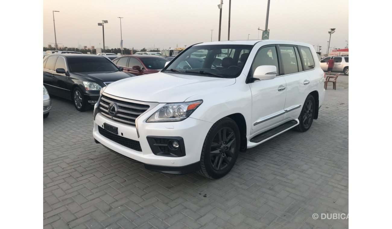 لكزس LX 570 لكزس 570 موديل2014 رقم1 بحالة نظيفة خليجي