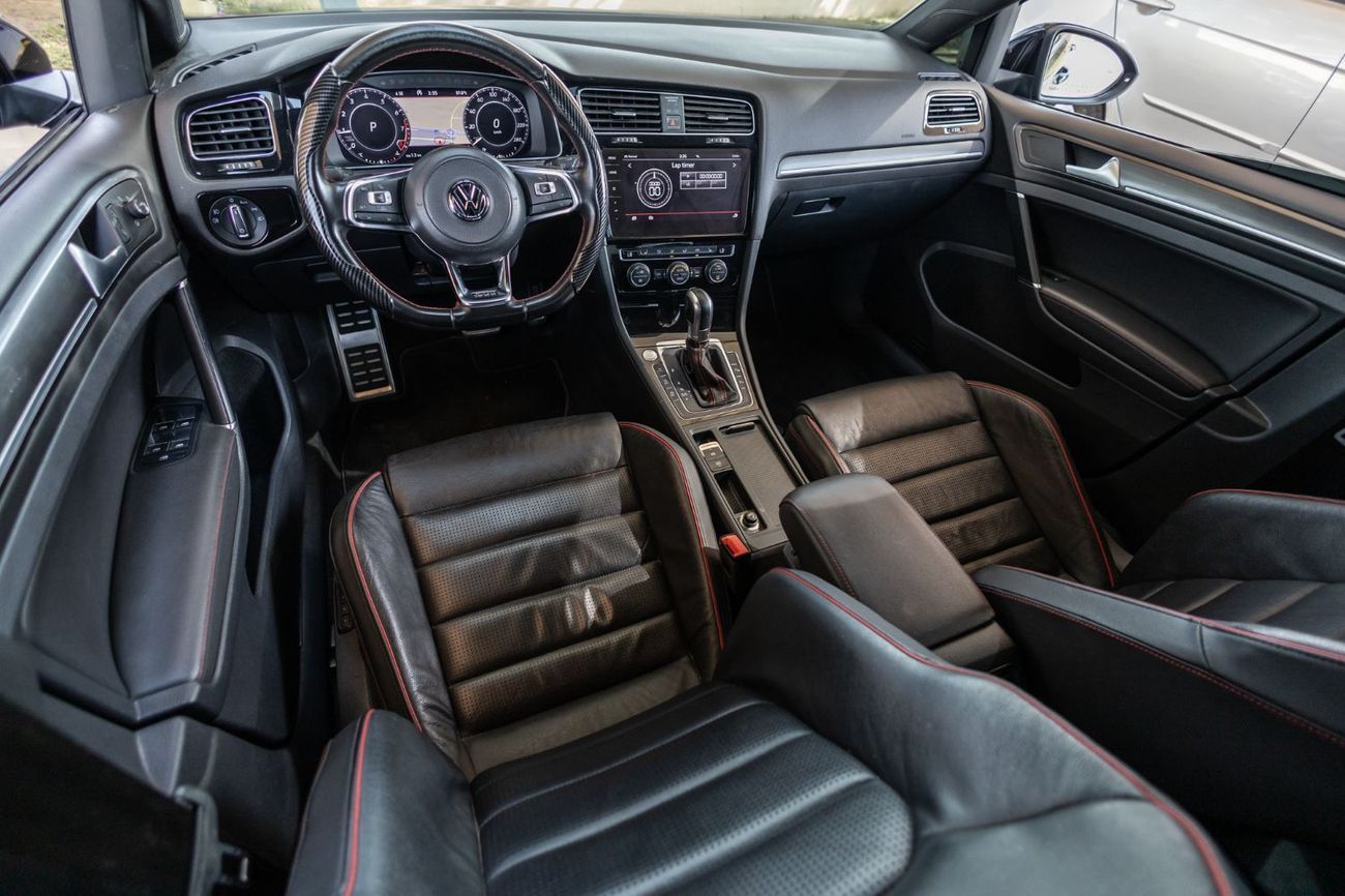 Volkswagen Golf GTI 2.0L