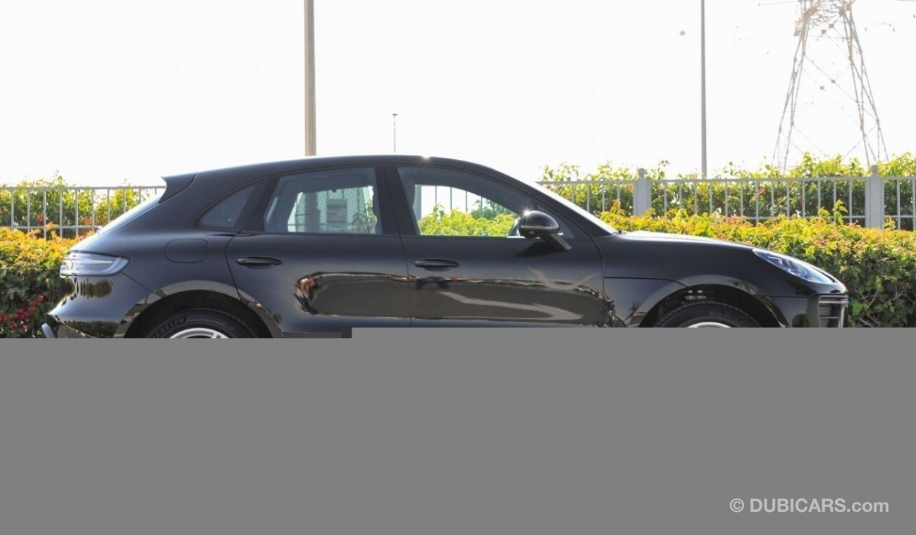 Porsche Macan Basic 2.0L AWD 5Doors /GCC/2Years AL-Naboodah warranty. Local Registration +5%