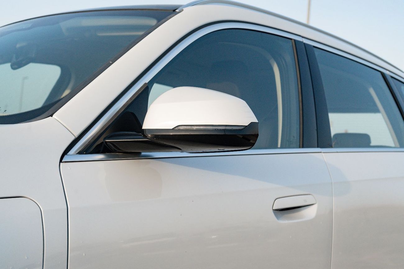 بي أم دبليو iX1 2025 | BMW IX1 XDRIVE 30LX DESIGN PACKAGE