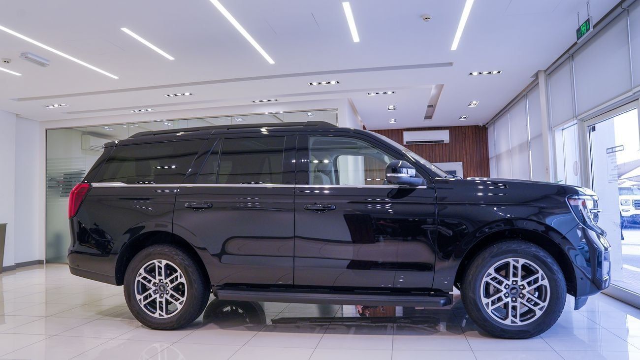 Ford Expedition PLATINUM Active 3.5L (400 HP) 4WD