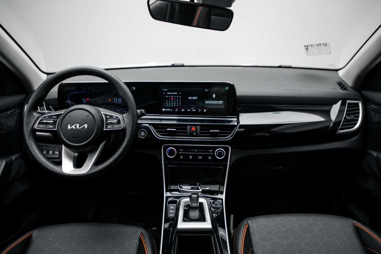 Kia Seltos Luxury 1.5L - White Inside Black | Export Only