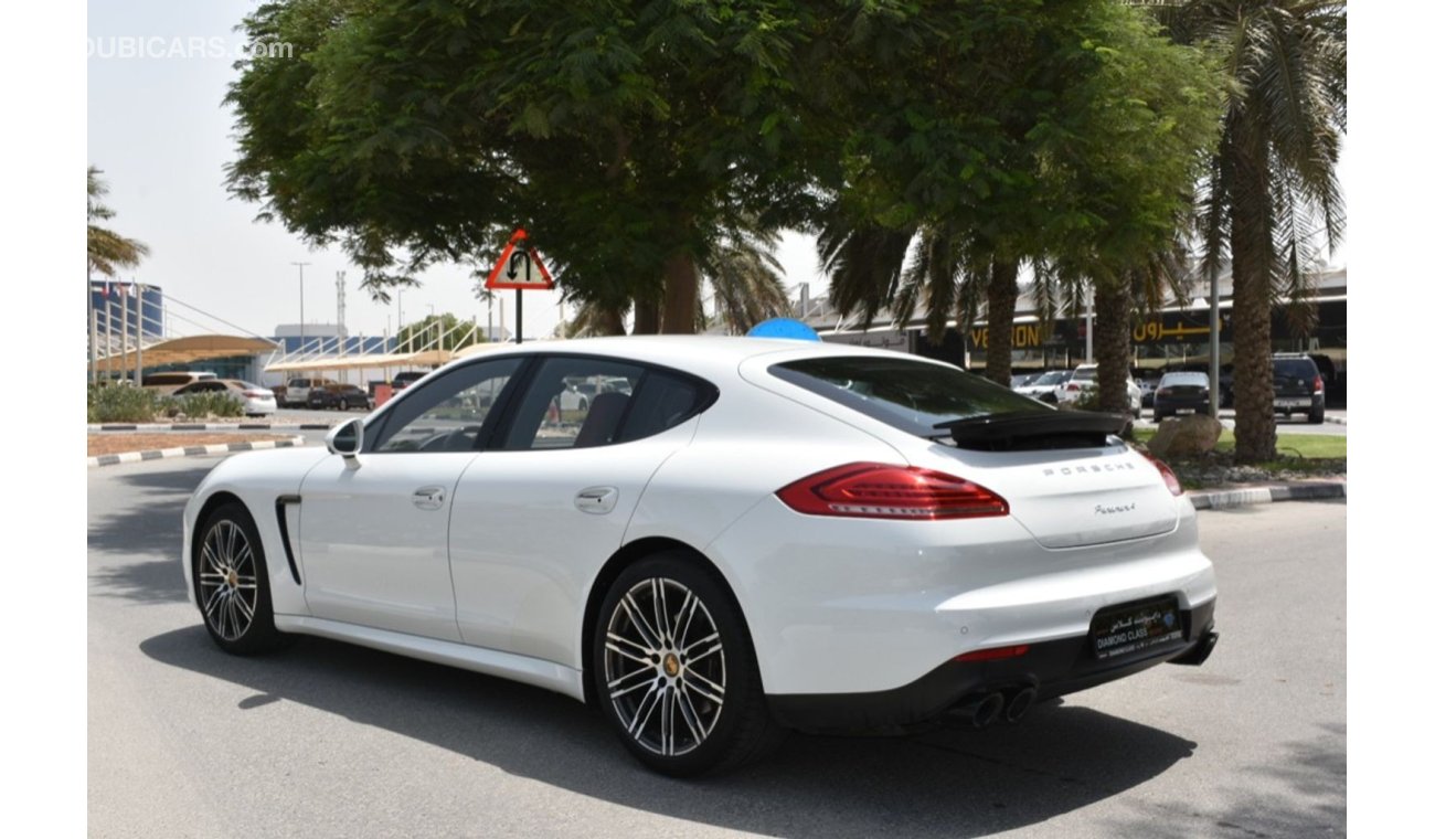 Porsche Panamera 4 Porsche Panamera 4 2016 GCC