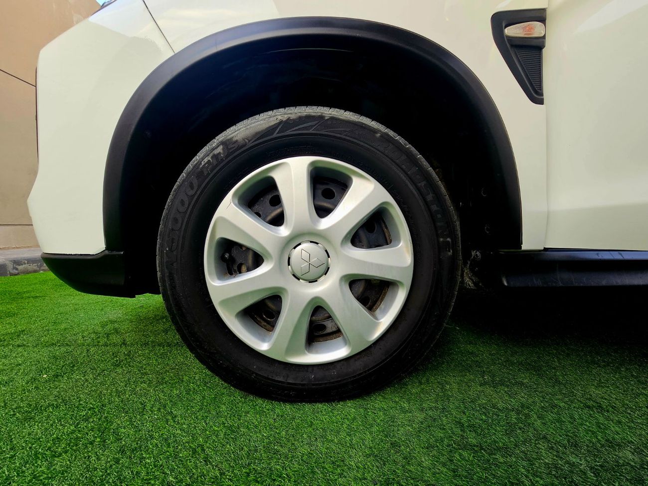 Mitsubishi ASX GCC/ GLX 2.0 V4/ ORIGINAL PAINT/ LOW MILEAGE