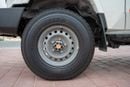 تويوتا لاند كروزر 70 LC 78 | Manual Transmission | 4.2L Diesel | 3 door | Basic Life Support Ambulance