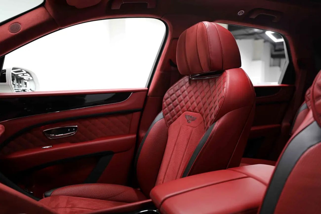 Bentley Bentayga Speed ! Perfect Condition | Service Contract + 3 Years Warranty | 100% Finance W12 Ref#C038111