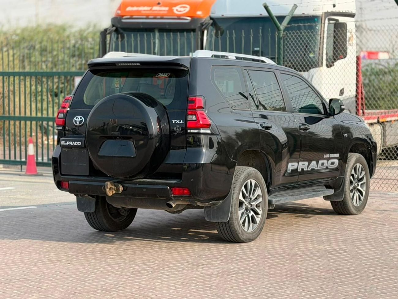 تويوتا برادو TX-L 4.0L Petrol V6 2022 Export Price @ 122,000 AED
