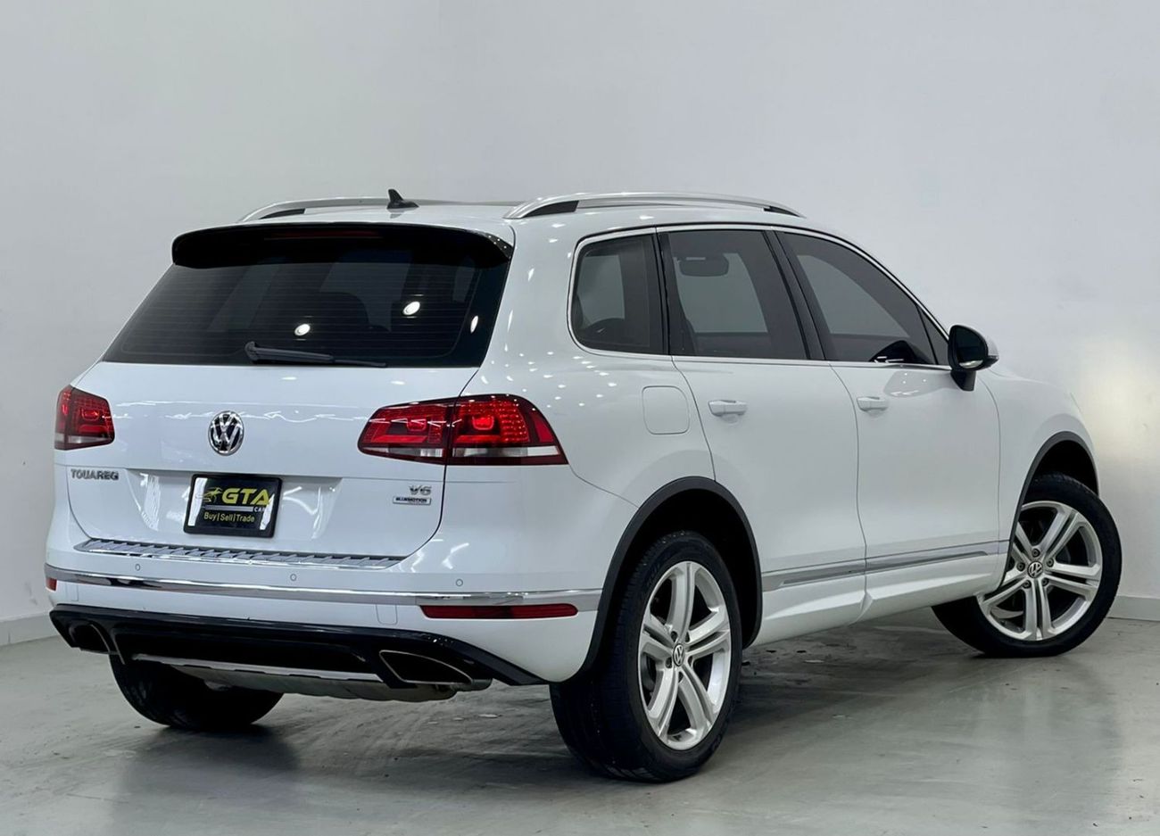 Volkswagen Touareg SEL 2017 Volkswagen Touareg SEL Plus, Volkswagen Warranty, Volkswagen Service Contract, GCC