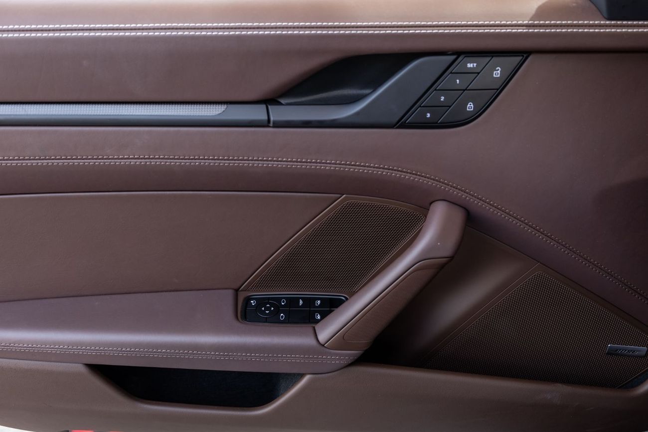 Porsche 911 Carrera GTS 3.0L (450 HP) Convertible