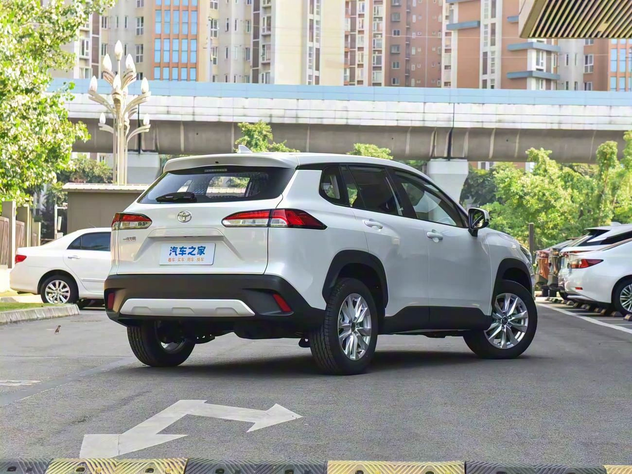 Toyota Corolla Cross Toyota Corolla 2.0L Elite Edition with Sunroof