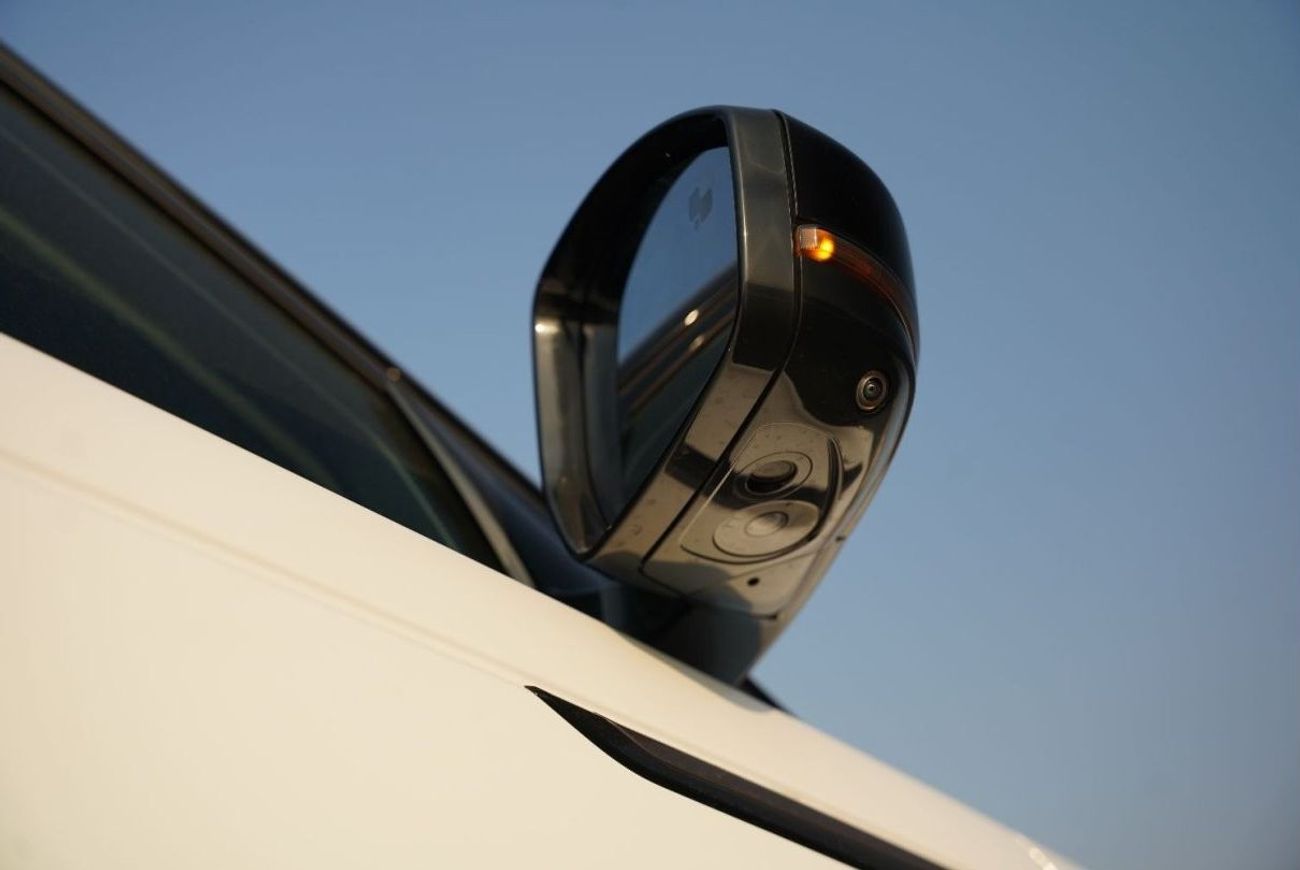 Land Rover Range Rover Velar 2024 Rang Rover Velar Dynamic 2.0L AWD White 0Km