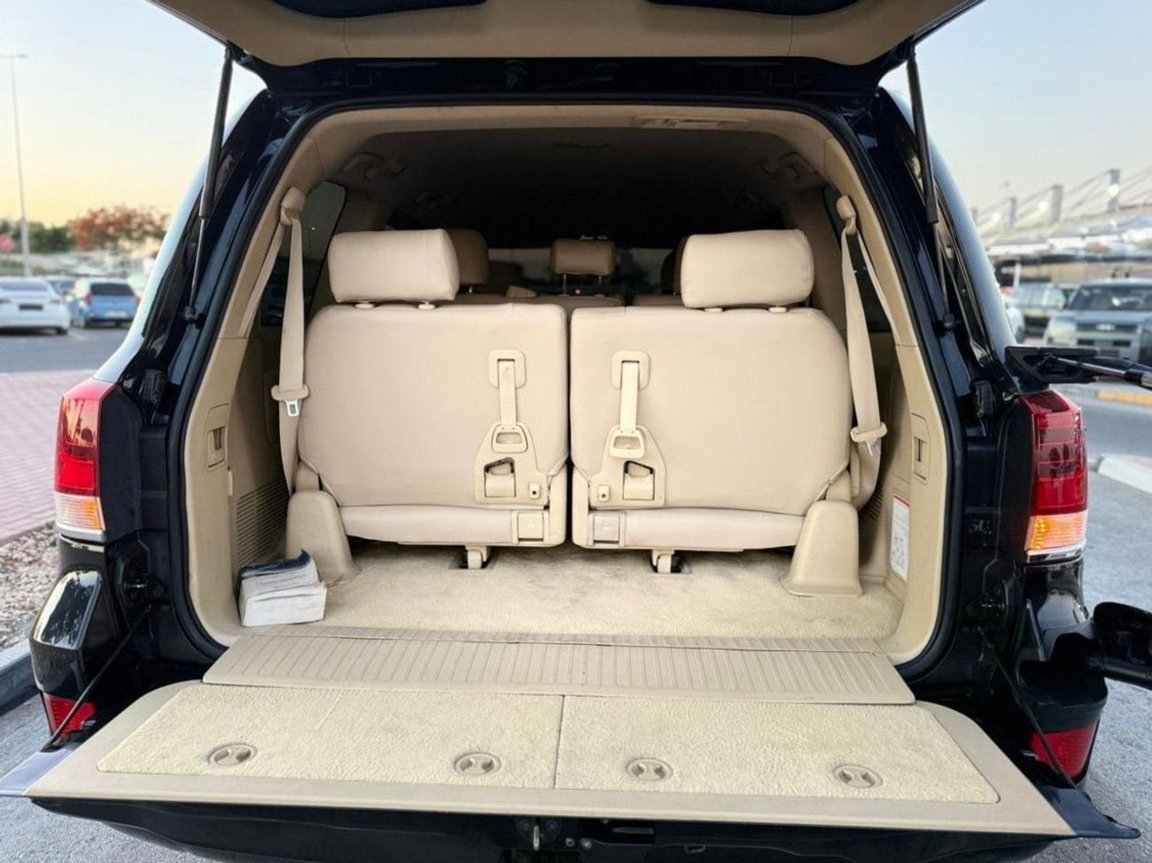 Toyota Land Cruiser 2017 | 4.5 DIESEL ENGINE | AUTOMATIC | LHD