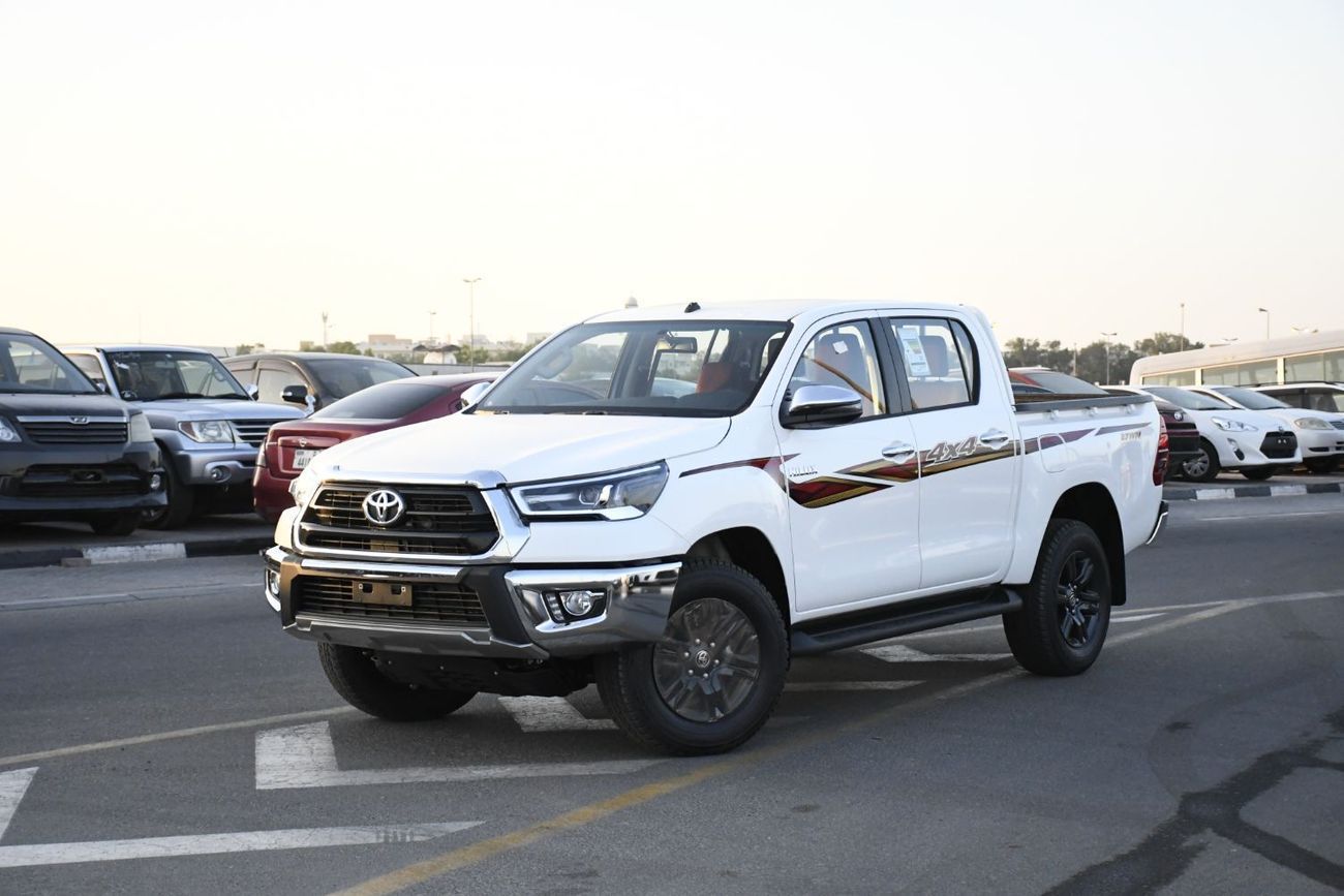 Toyota Hilux 2.7L V4 AT With Air Composer  Push Start Full Option