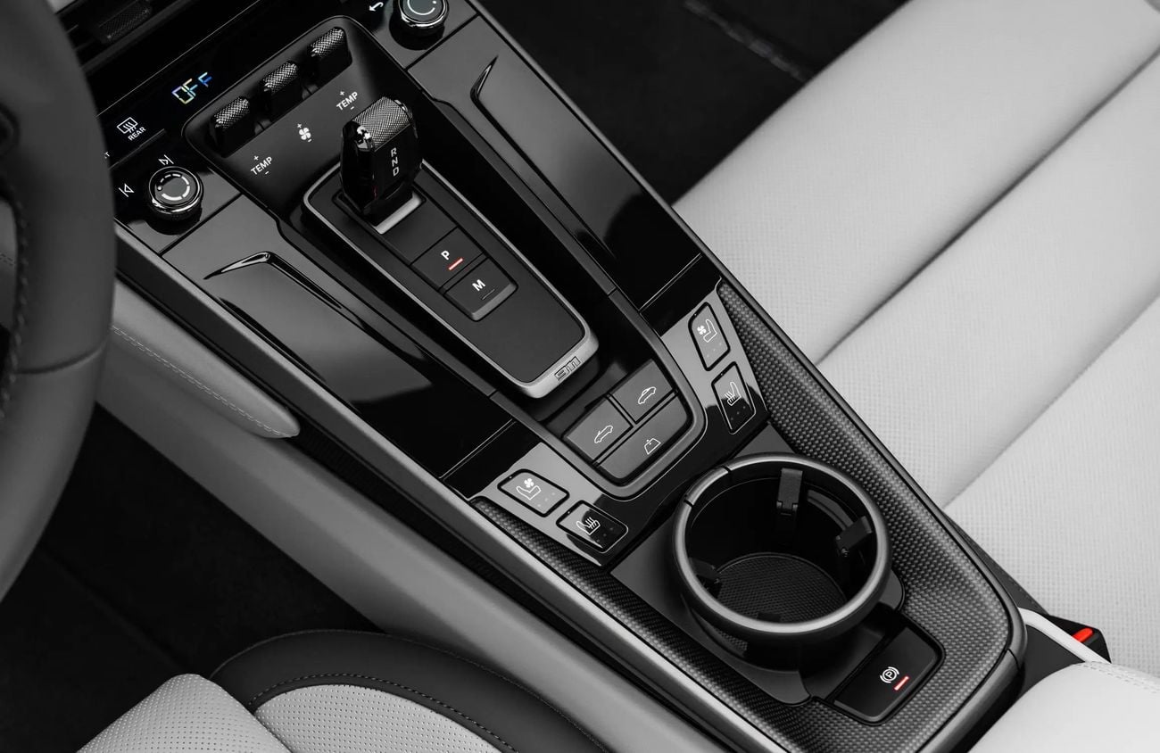 بورش 911 3.7L F6 Turbocharged Engine + T-Hybrid