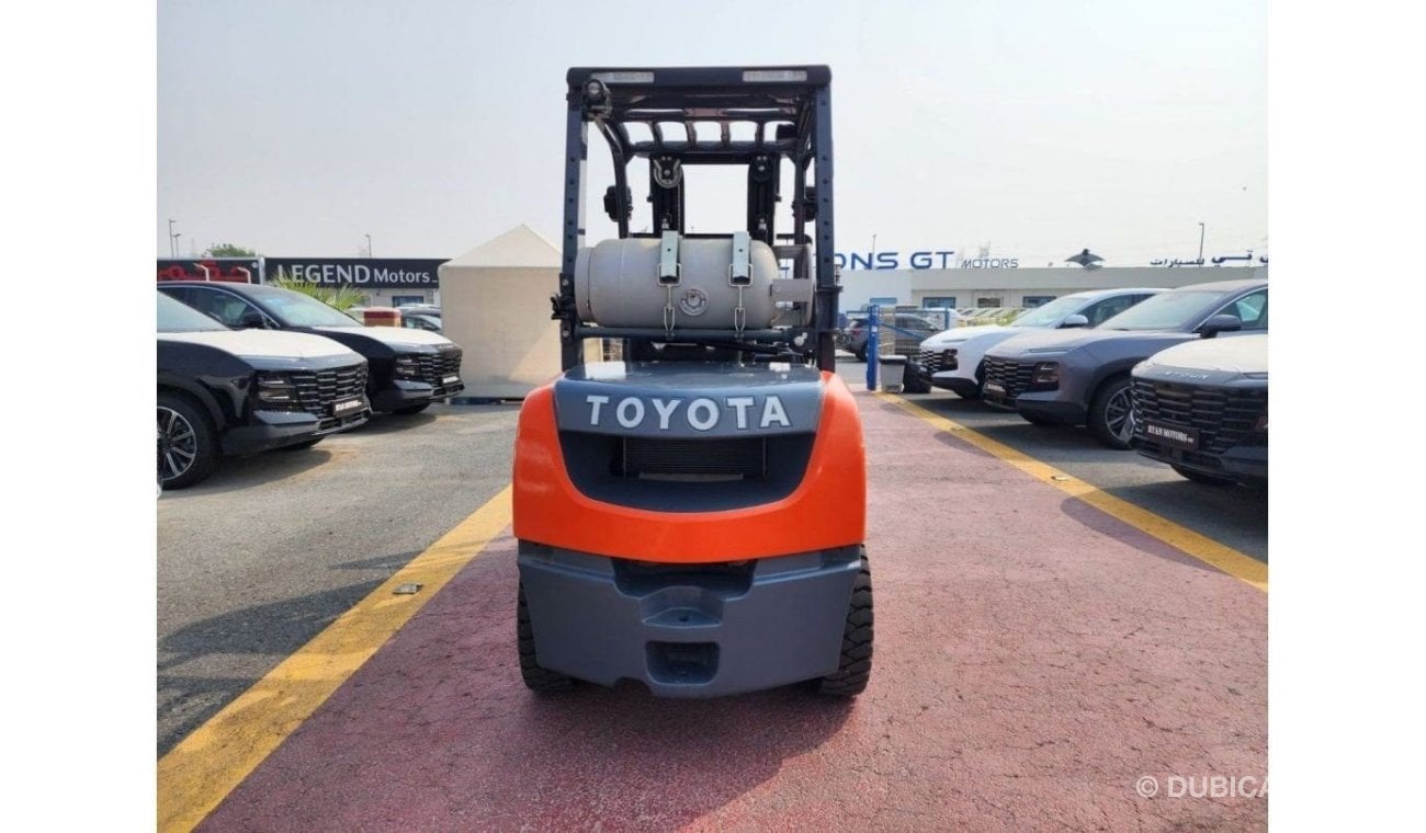 تويوتا فورك ليفت Toyota Forklift Truck Petrol and GAS, 3 TON, Model 2023