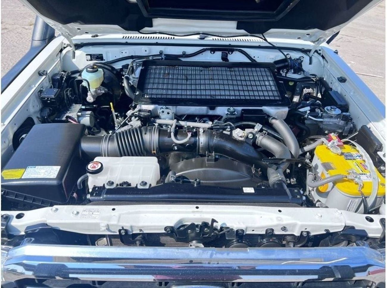 Toyota Land Cruiser Pick Up Diesel 4.5 Liter Single Cab Manual Gear 1VD Engine