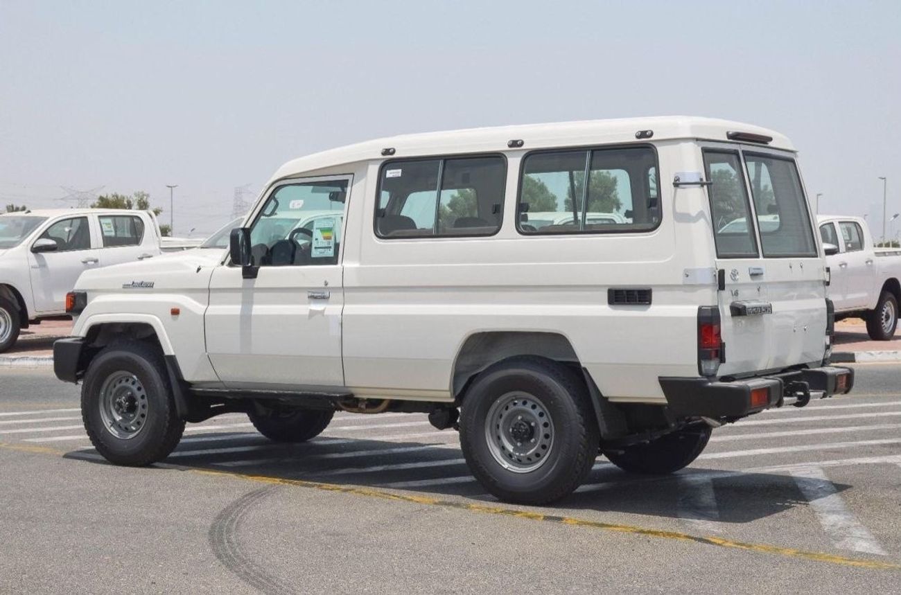 تويوتا لاند كروزر 70 TOYOTA LAND CRUISER 78 4.0L V6 3DOOR 4WD SUV 2024