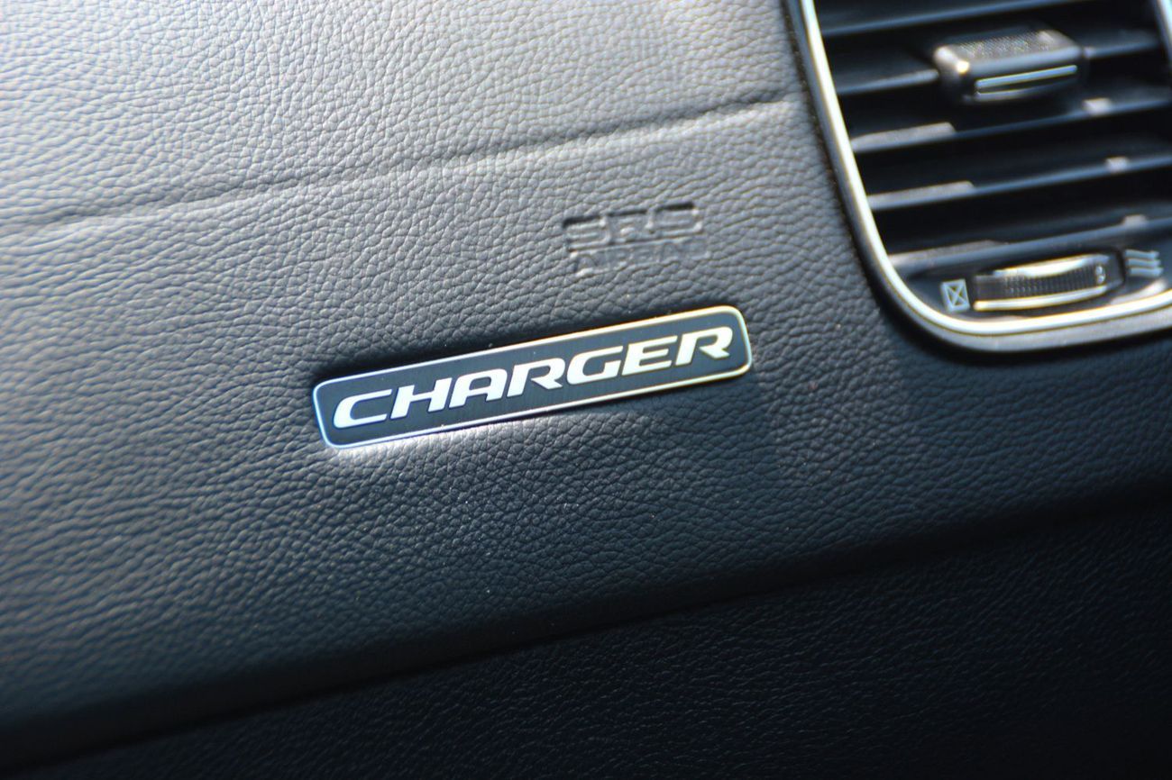 دودج تشارجر SXT Plus 3.6L