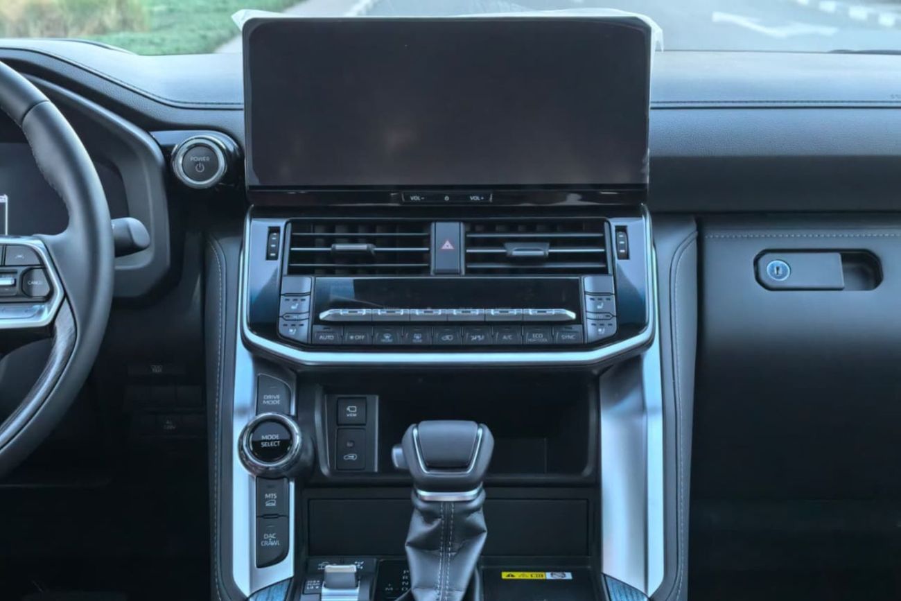 تويوتا لاند كروزر TOYOTA LAND CRUISER VXR 3.5L HYBRID 4WD JBL SPEAKERS  2026