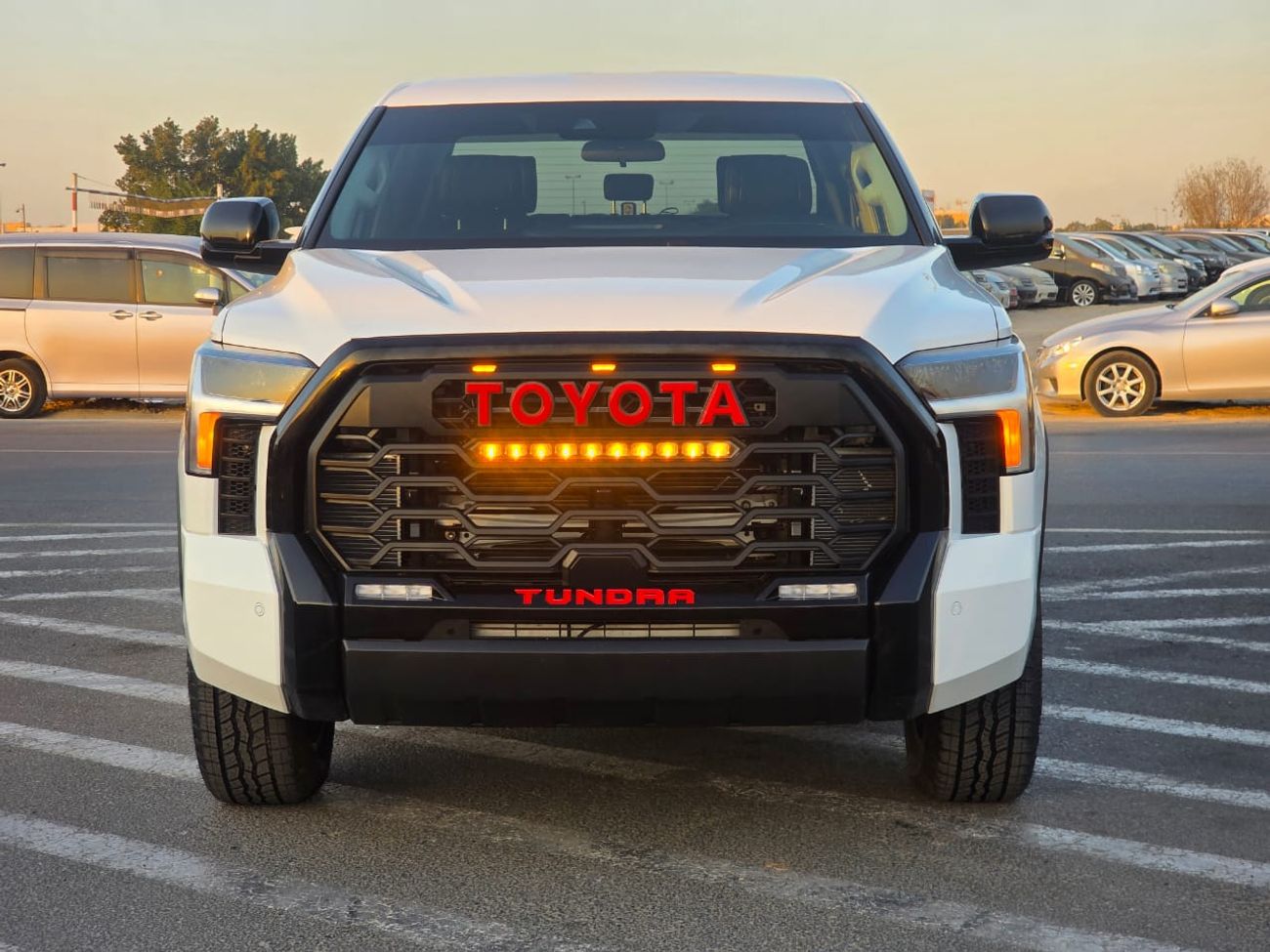 Toyota Tundra CREWMAX SR Double cabin 3.4L V6 Double cabin, perfect inside and outside