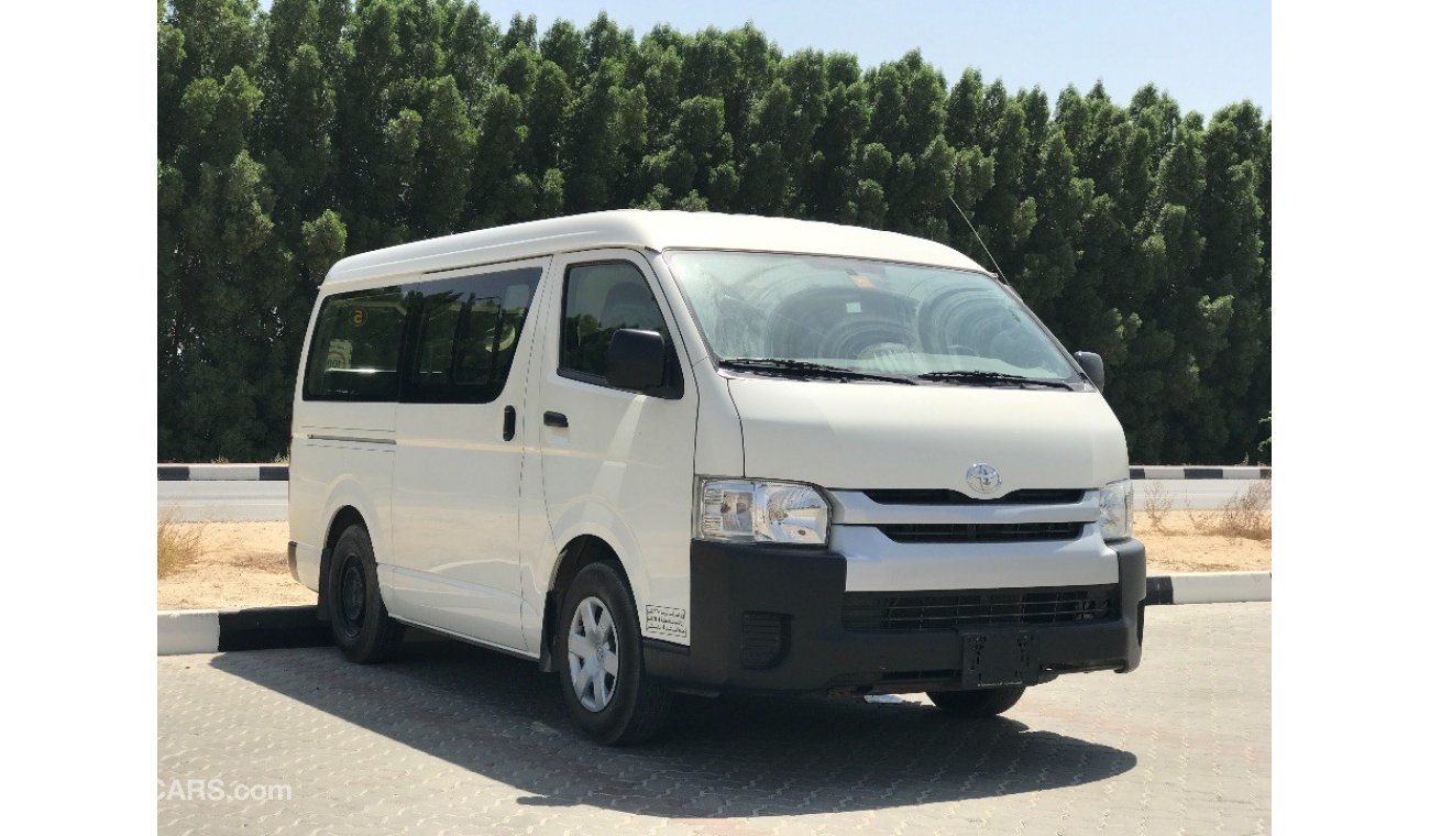 Toyota Hiace 2014 mid roof