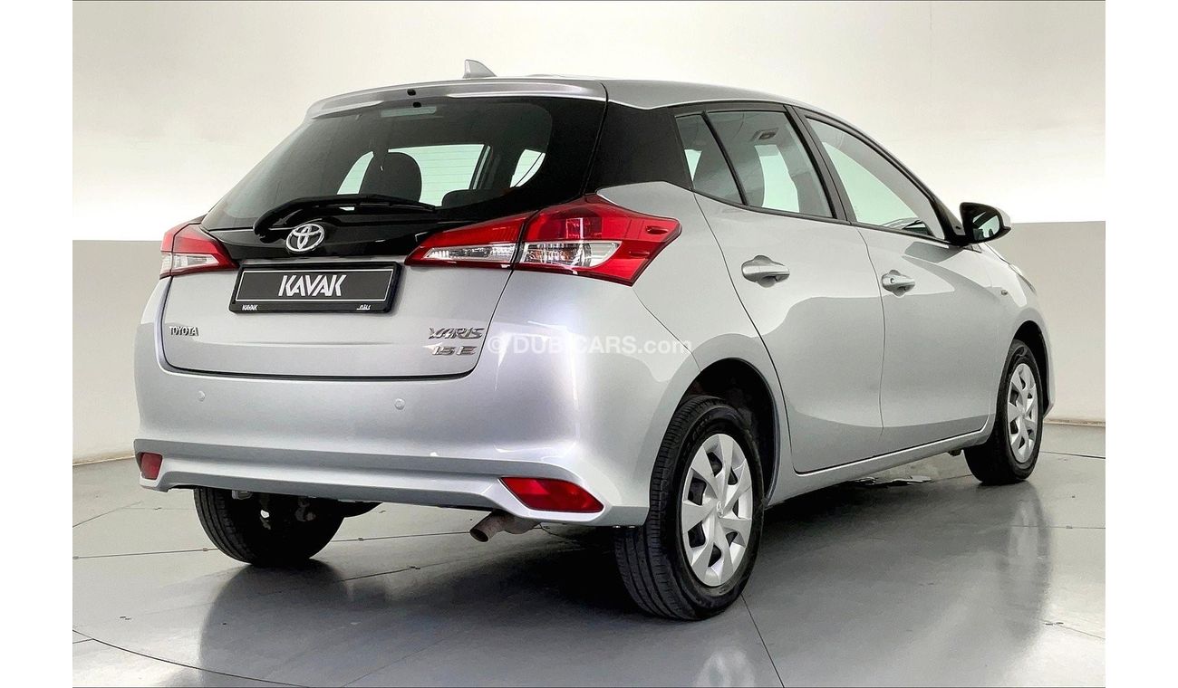 Toyota Yaris SE / E