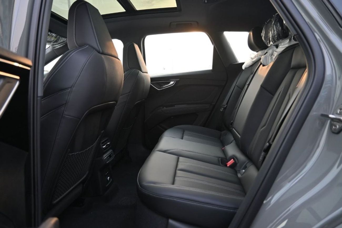 أودي اي ترون Audi Q4 High 40 E-Tron Color Grey Model 2024