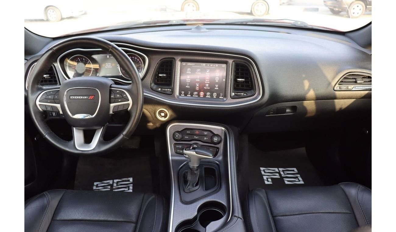 Dodge Challenger GT 3.6L Dodge Challenger GT / 2017 / V6 / CANADIAN