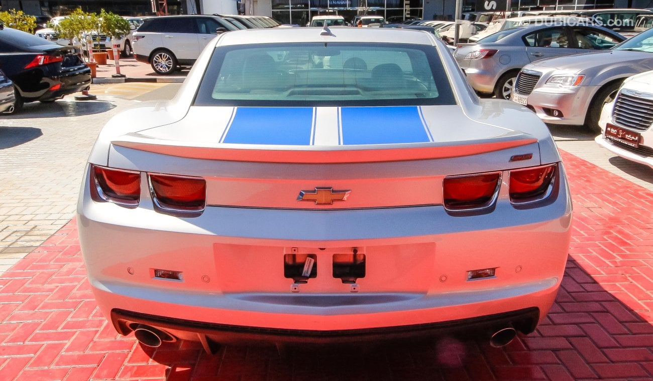 Chevrolet Camaro SS