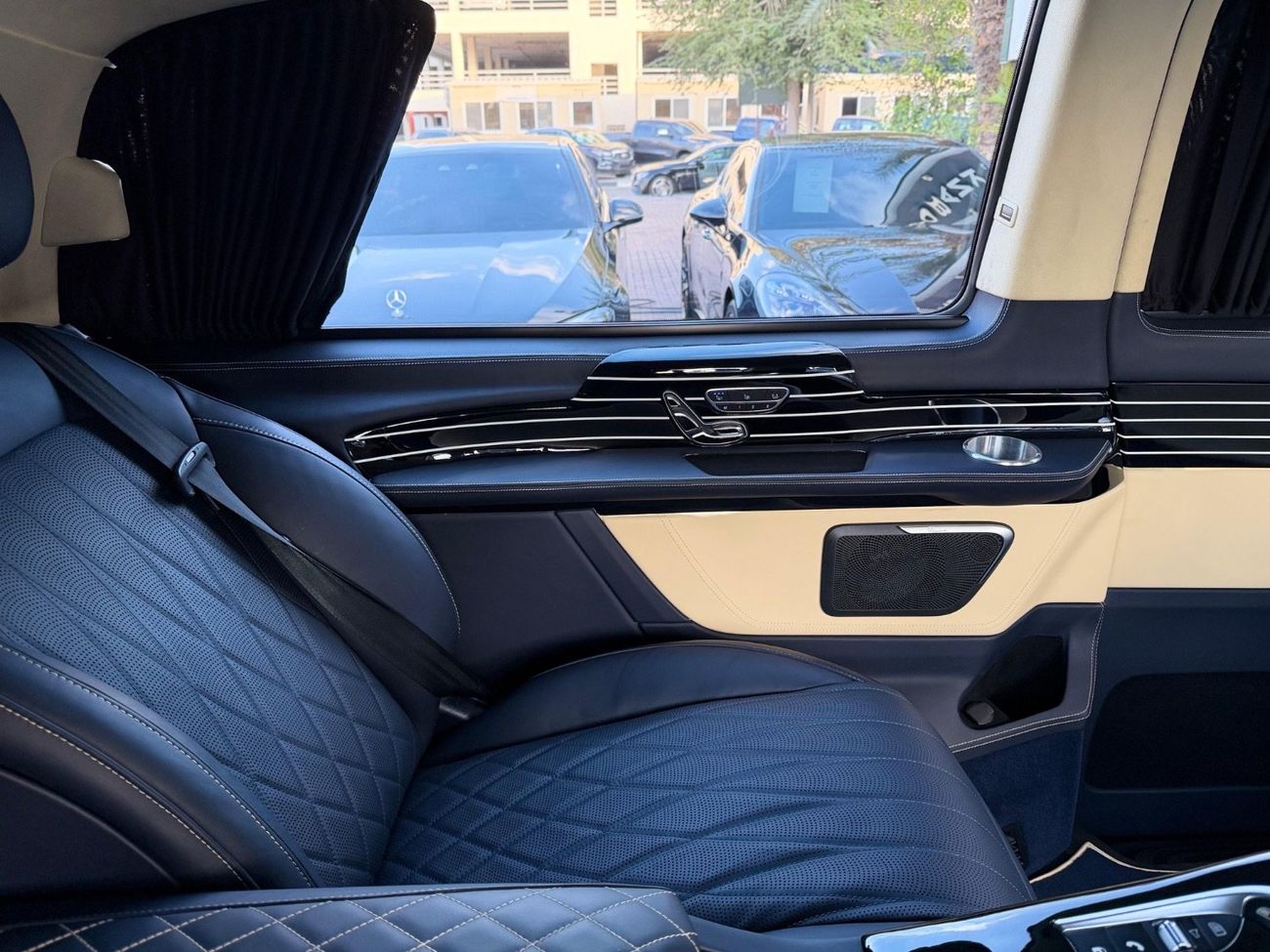 مرسيدس مايباخ V كلاس مايباخ 