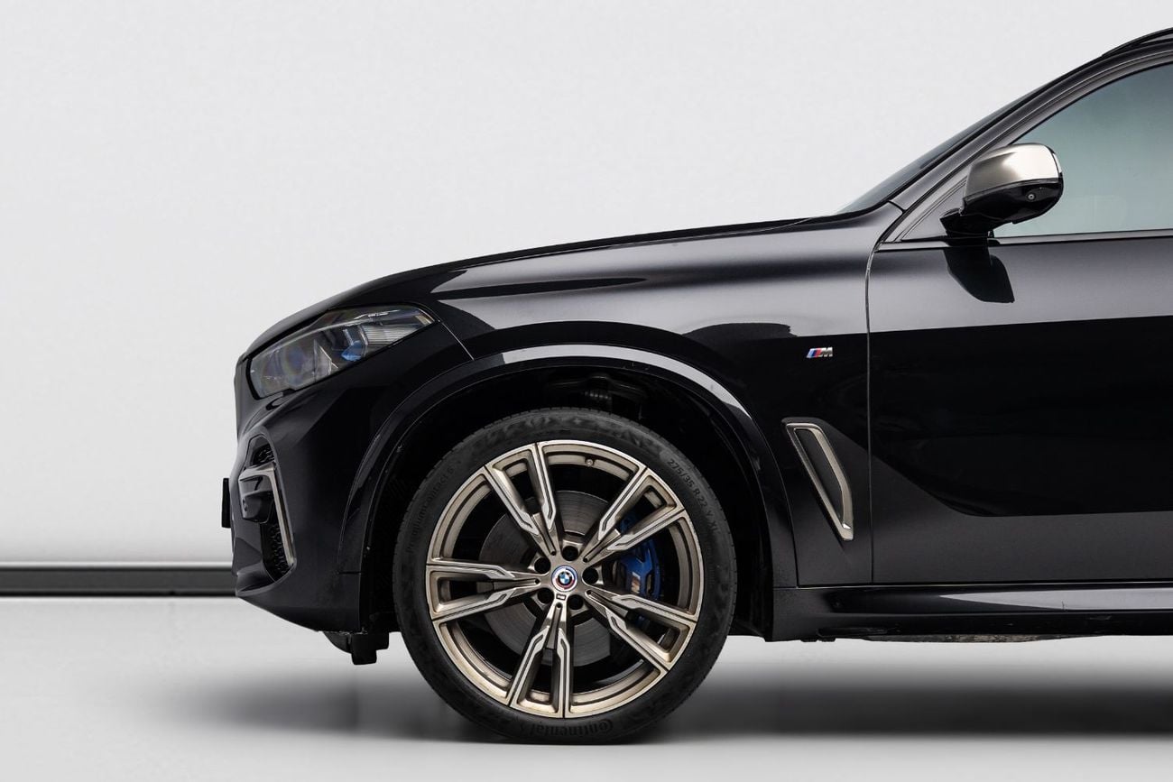 بي أم دبليو X5 XDRIVE M50I BUY NOW, PAY 2027 | THE BLACKLINE STANDARD | 2027 BMW Warranty + Service Contract, GCC