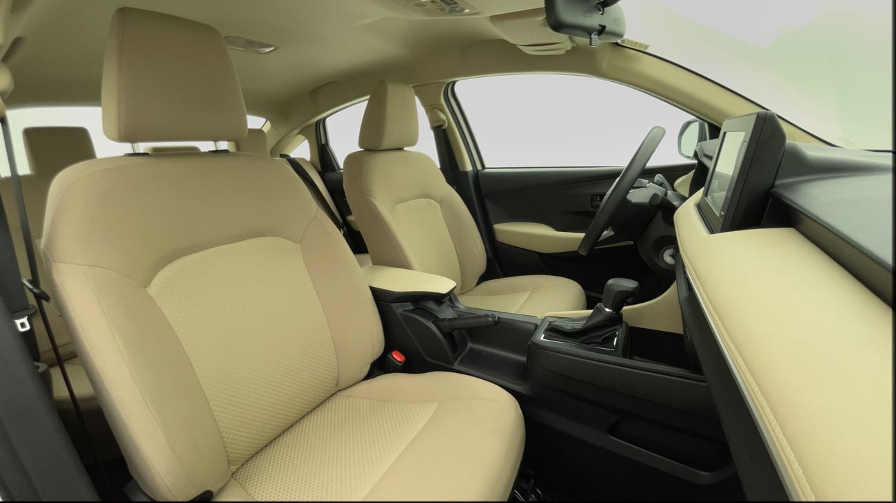 تويوتا يارس E 1.5 | بدون دفعة مقدمة | اختبار القيادة في المنزل