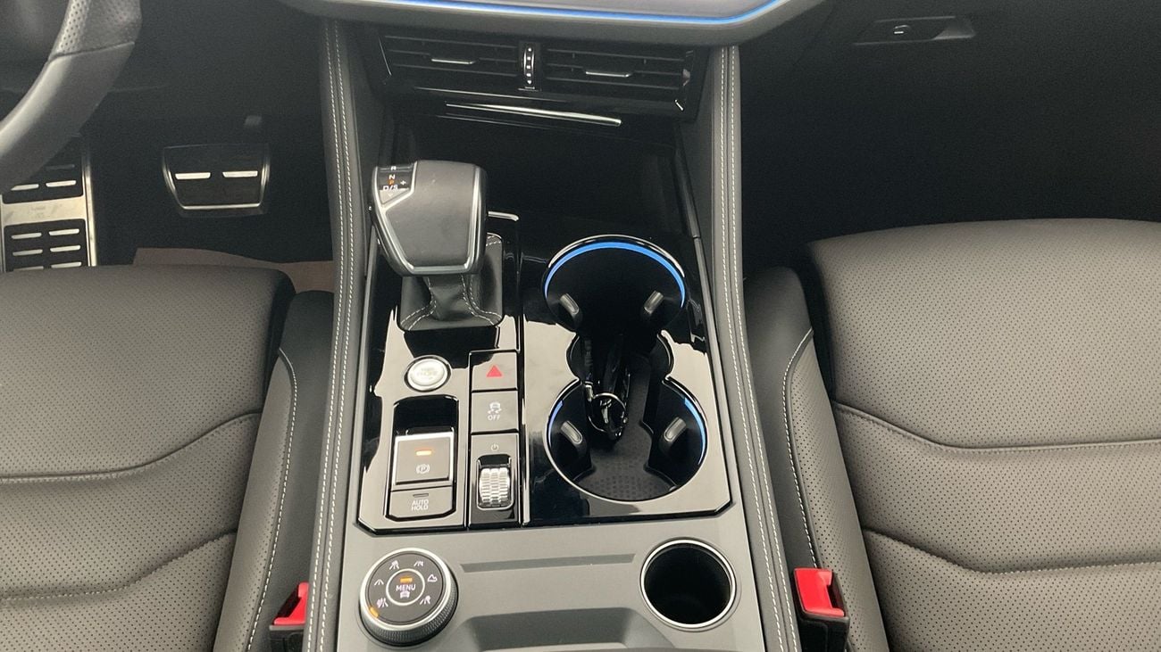 Volkswagen Touareg 3.0 V6 TFSI R-LINE 4WD AUTO | Guaranteed Warranty | 0 Down Payment