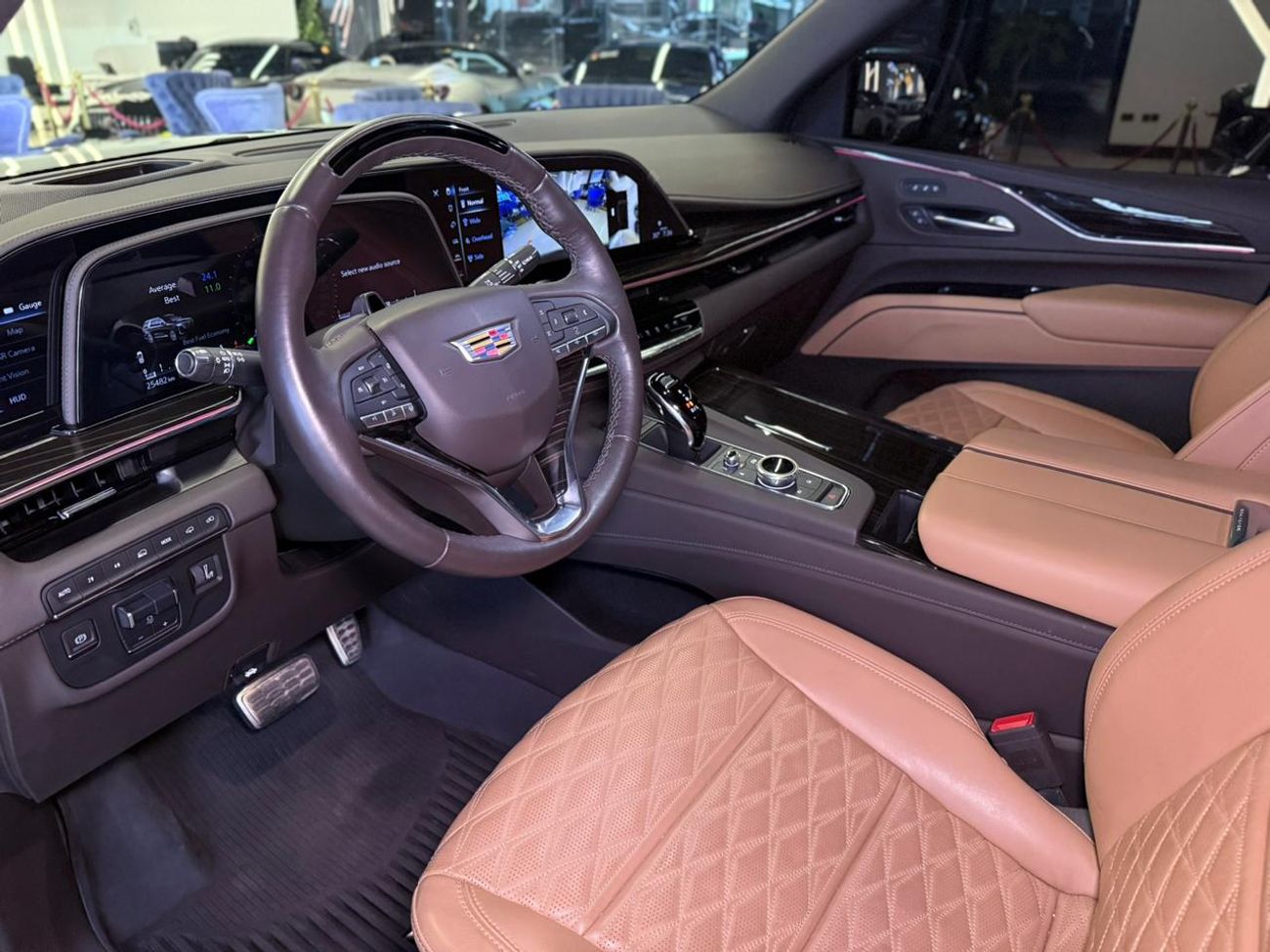 Cadillac Escalade Premium Luxury 6.2L 4WD 2024 Escalade Premium Luxury - Perfect Condition - No accident No paint/ 1st