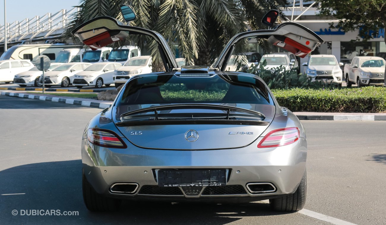 Mercedes-Benz SLS AMG