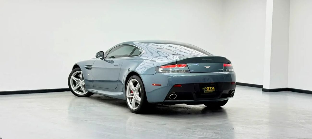 Aston Martin Vantage STANDARD V8, Service History, Fully Loaded, Excellent Condition, GCC