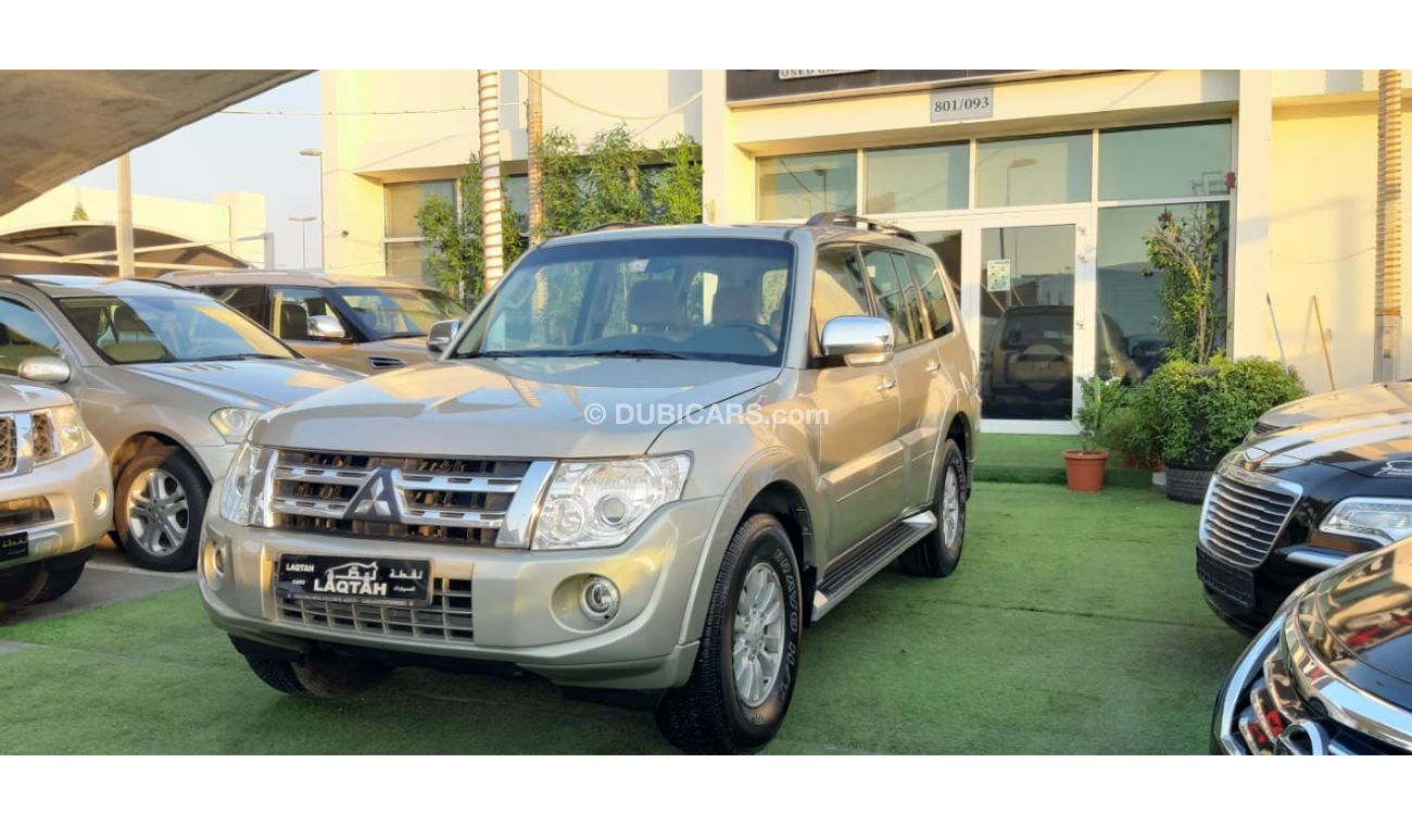 Mitsubishi Pajero Gulf Dye Agency No. 2, cruise control, rear camera, remote control, in excellent condition, you do n