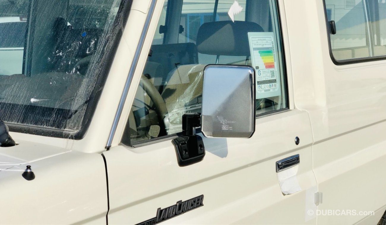 Toyota Land Cruiser 70 4.0L GASOLINE 3Doors HARDTOP