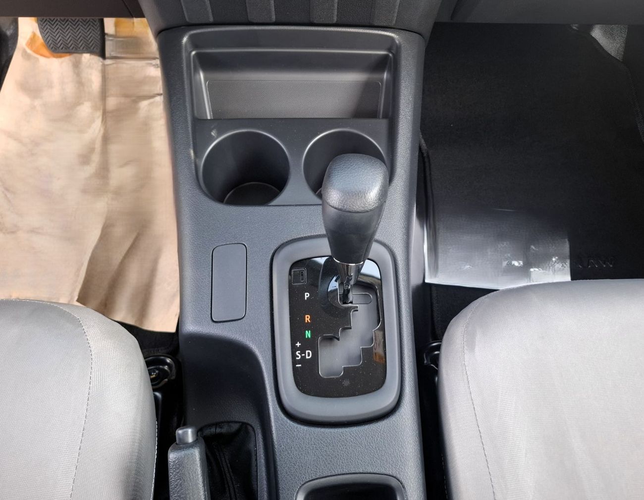 Toyota Tamaraw Toyota Hilux Tamaraw 2.4L 2026 SC Pickup Diesel White (Export Only)