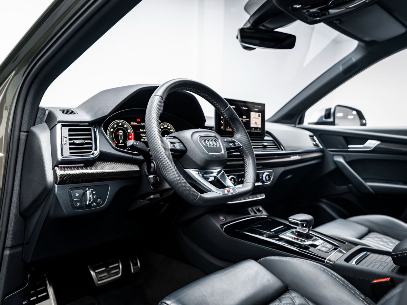 Audi SQ5 TFSI quattro 3.0L  2023 Audi SQ5, 2027 Audi Warranty & Service Contract, Low KMs, GCC