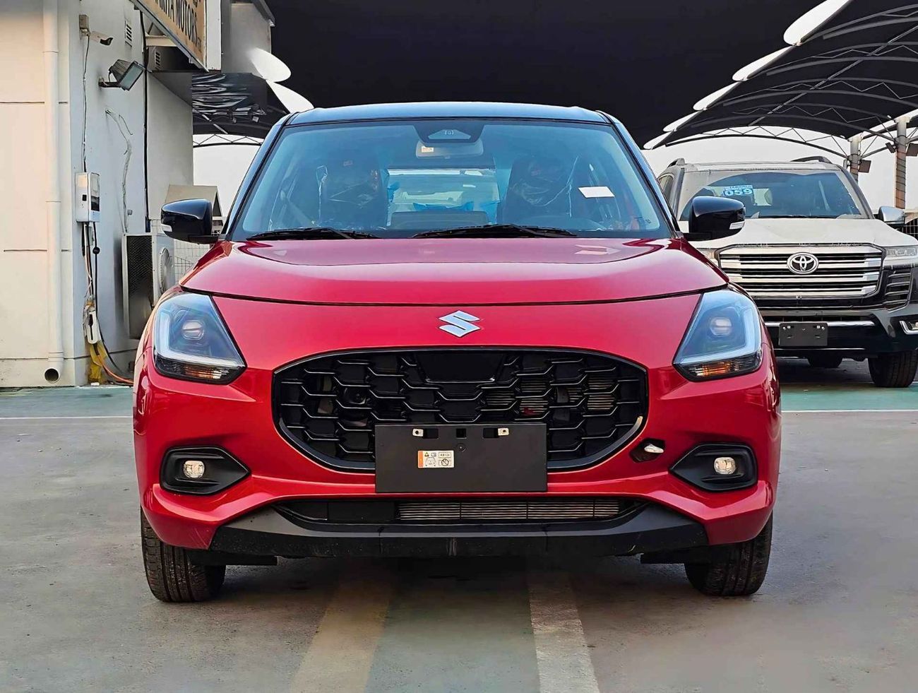 سوزوكي سويفت GLX / DUAL TONE 1.2L V4 PETROL / PUSH START / DVD CAMERA / RADAR CRUISE/ (CODE # GLXR)